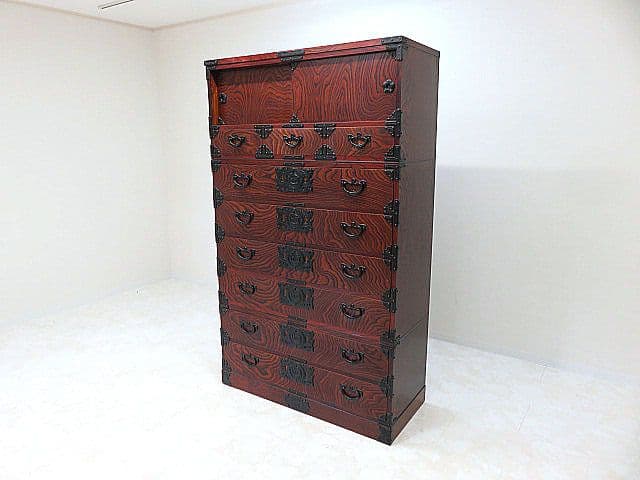 u*1様 伝統工芸 岩谷堂箪笥 欅材漆塗整理箪笥　 南部鉄金具/鍵付き/時代箪笥