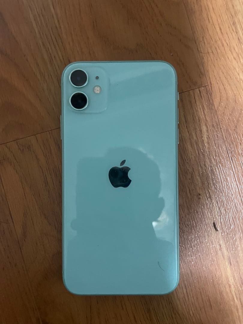 ま*る様 iPhone 11 128GB ジャンク