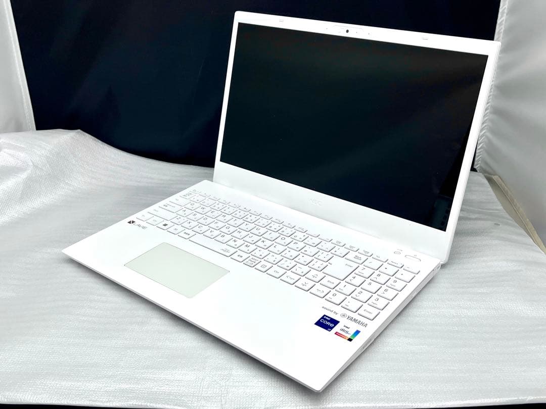 NEC LAVIE 15 i7 メモリ16GB