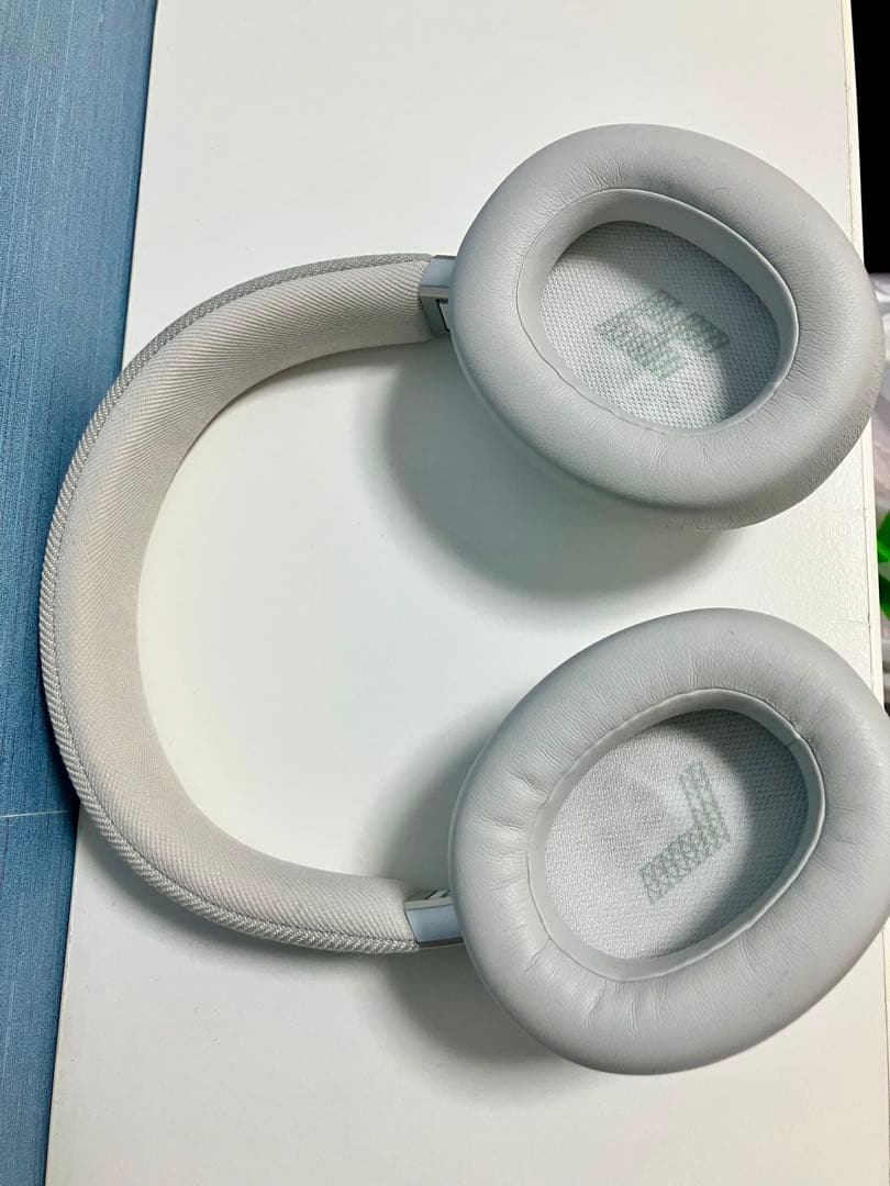 JBL LIVE 770 nc ワイヤレスヘッドホン