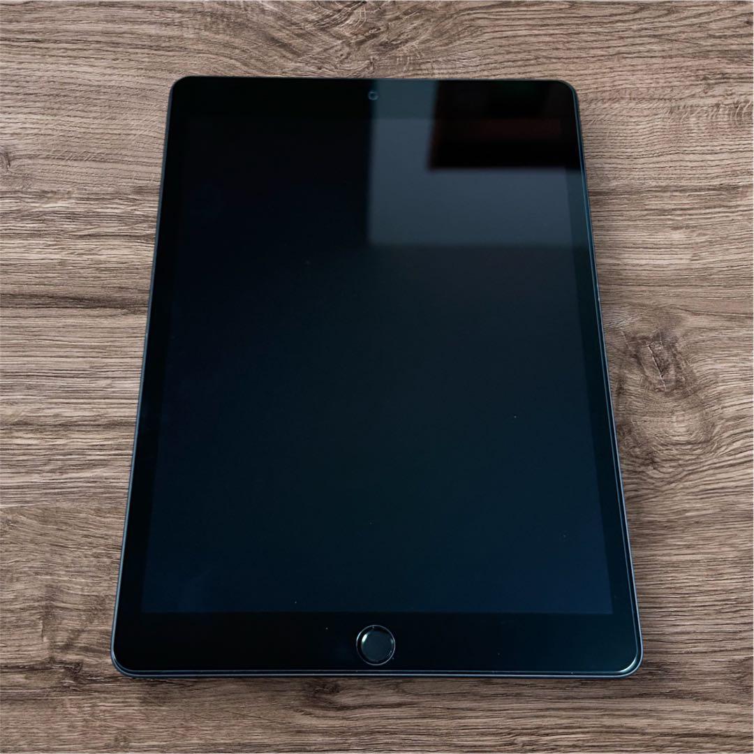 【美品】iPad 第9世代 64GB Wi-Fiモデル スペースグレイ初期化済