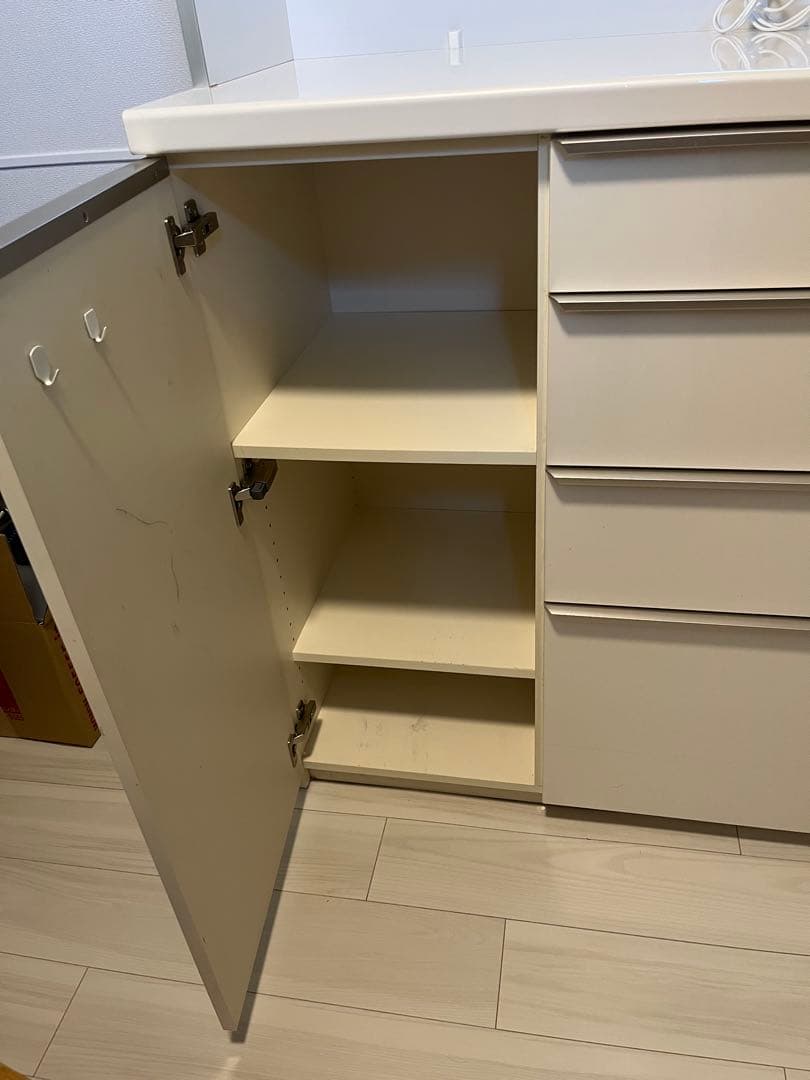 【値下げしました！】パモウナ　食器棚1400