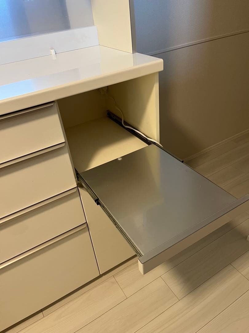 【値下げしました！】パモウナ　食器棚1400