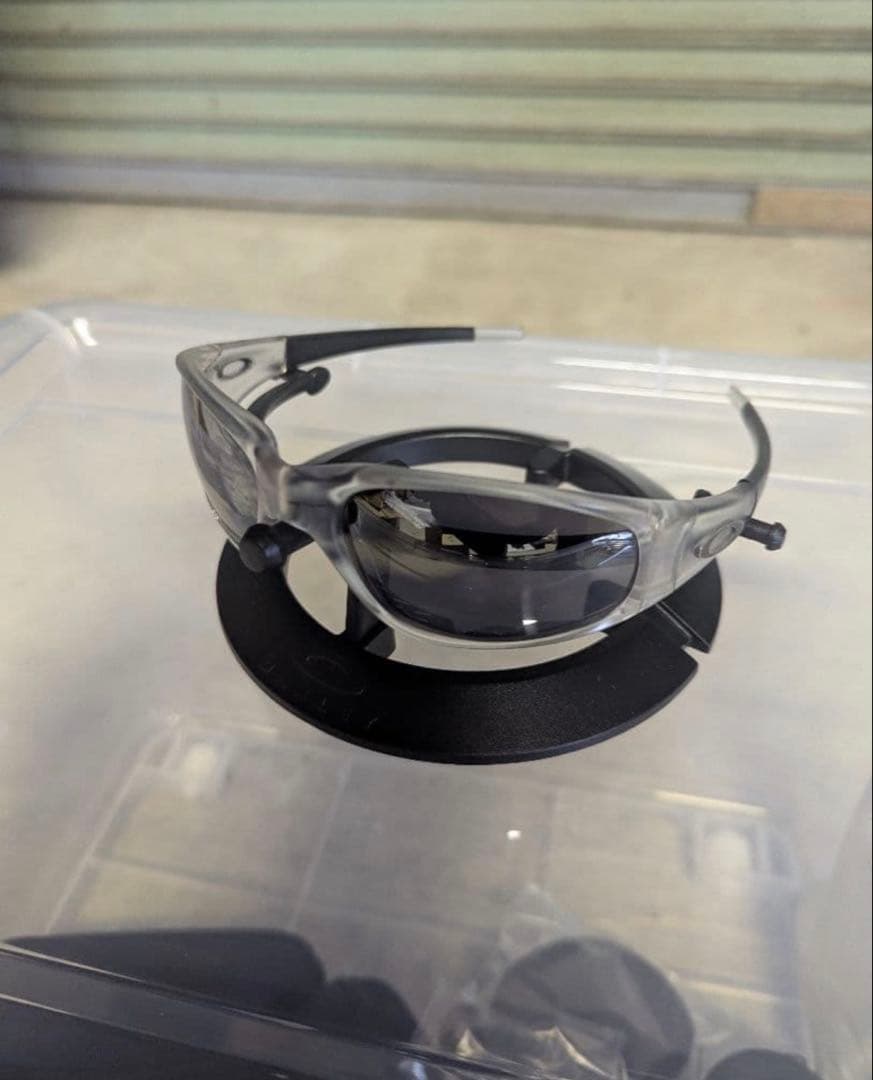 Oakley クリア ブラック スポーツサングラス