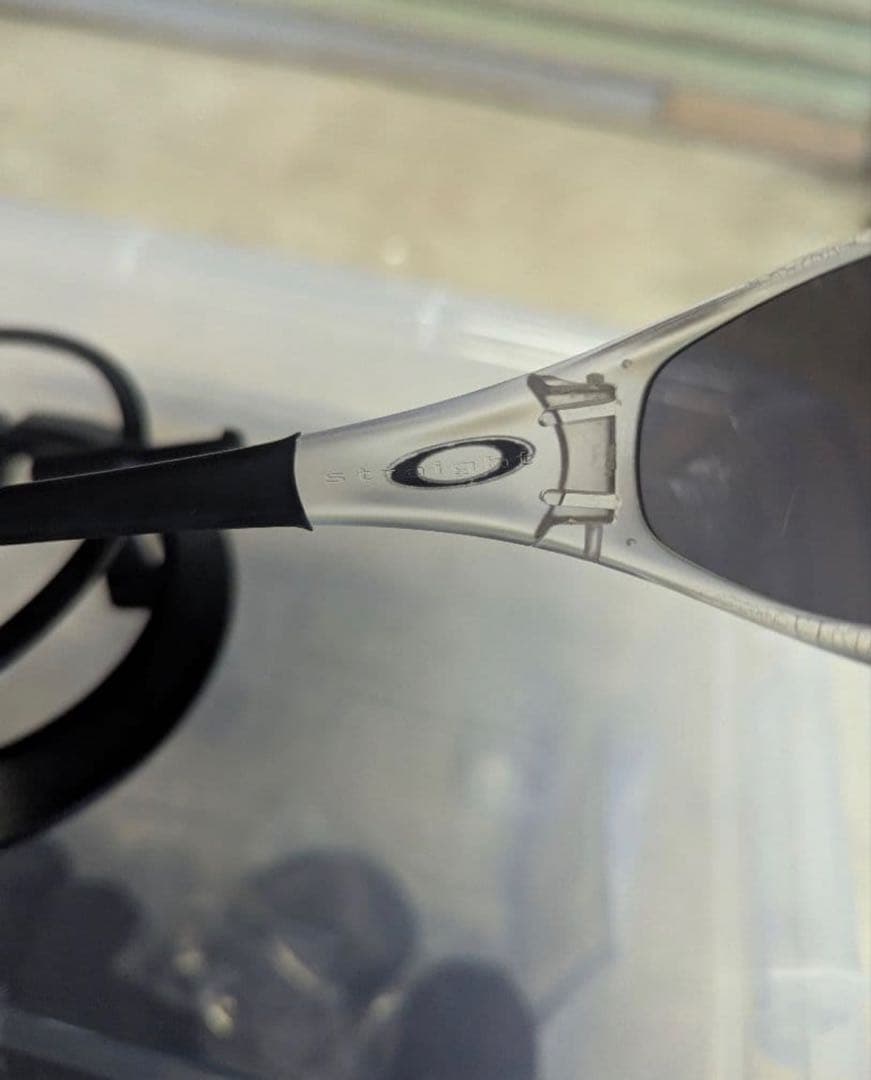 Oakley クリア ブラック スポーツサングラス