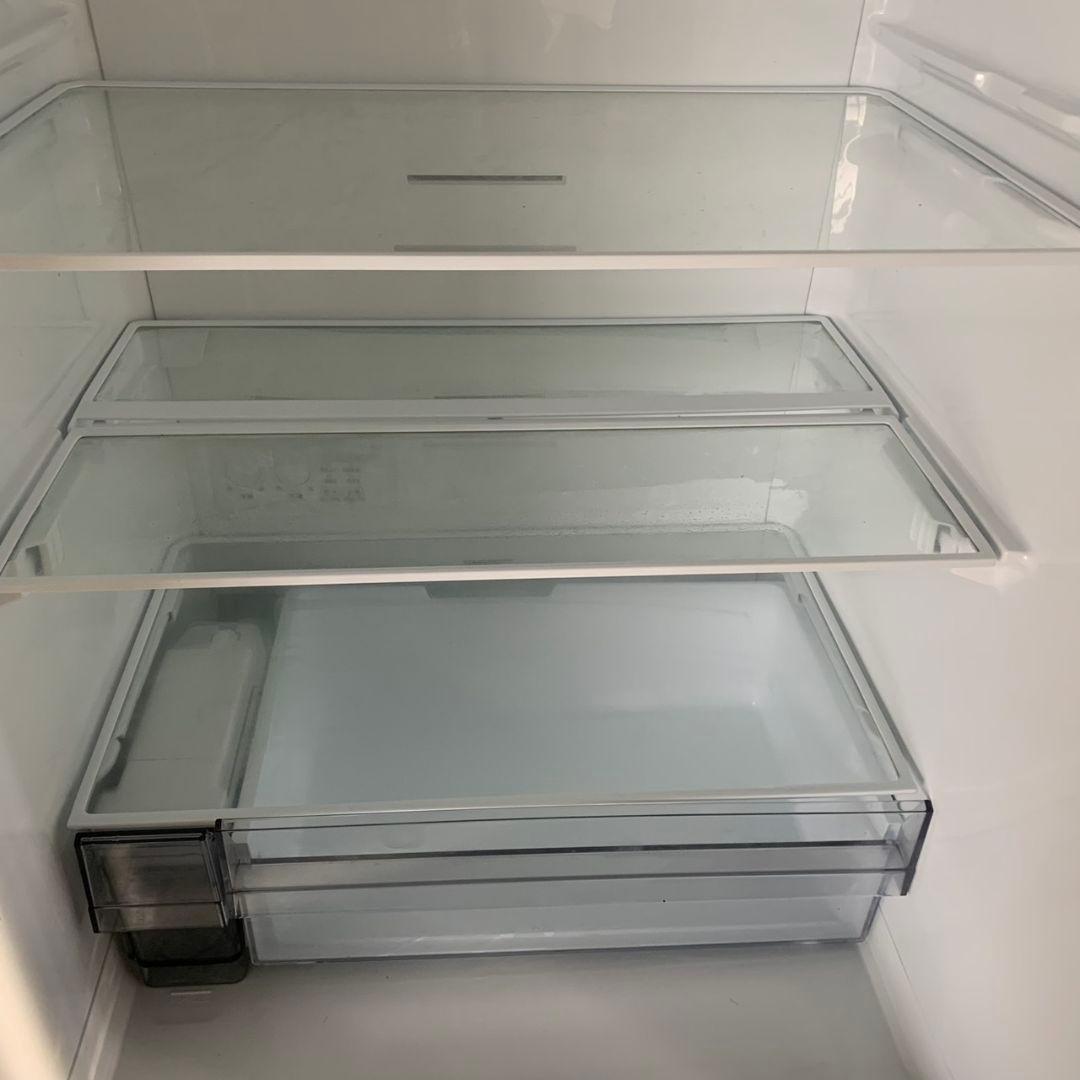 J749 TOSHIBA 3ドア 冷凍冷蔵庫 GR-V33SC 2024年製