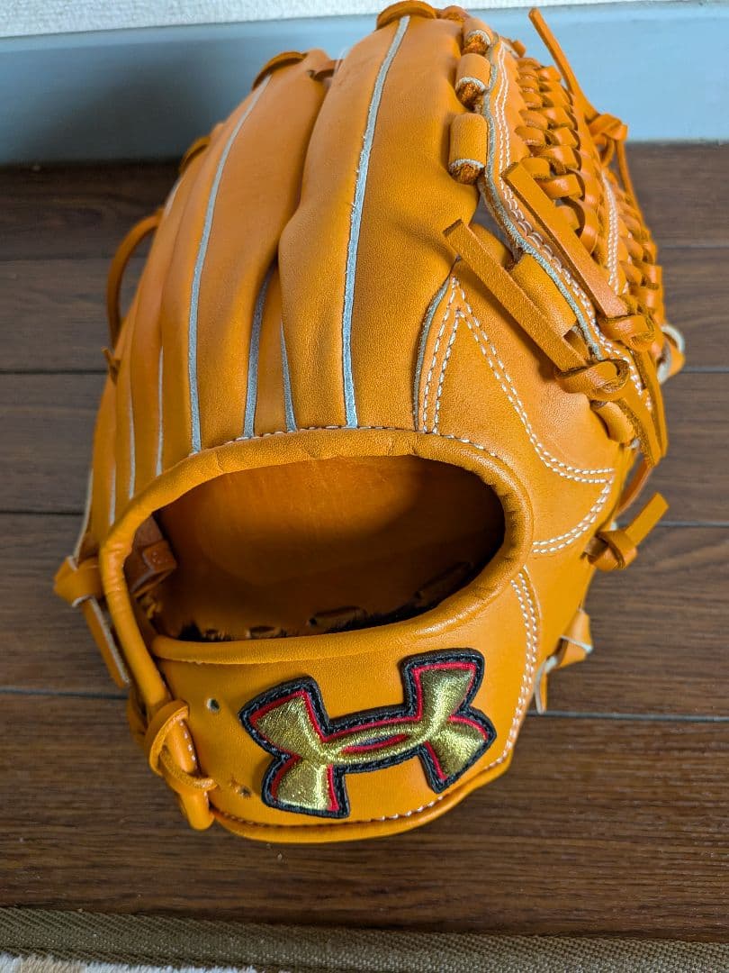 Under Armour OBB0277 硬式グローブ オレンジ