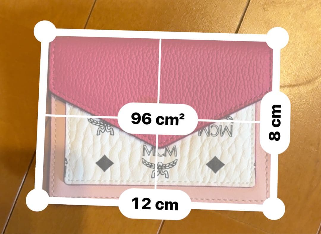 MCM ピンクレザー名刺入れ