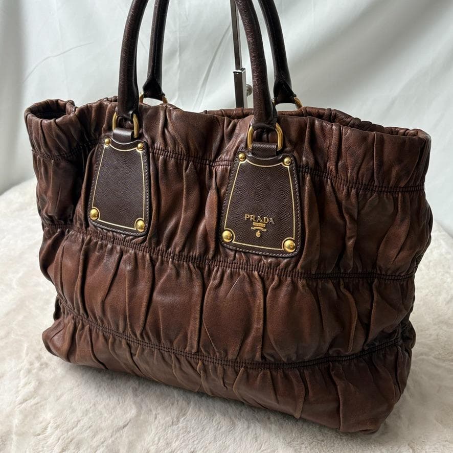 真贋済　PRADA プラダ　ハンドバッグ　羊革　ゴーフル　ブラウン