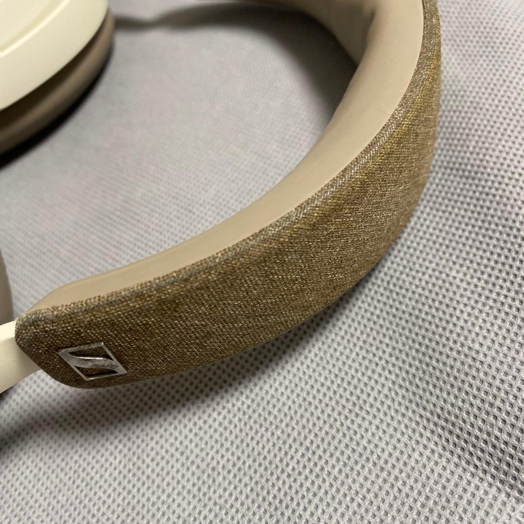 ゼンハイザー　ワイヤレスヘッドホン MOMENTUM 4 Wireless