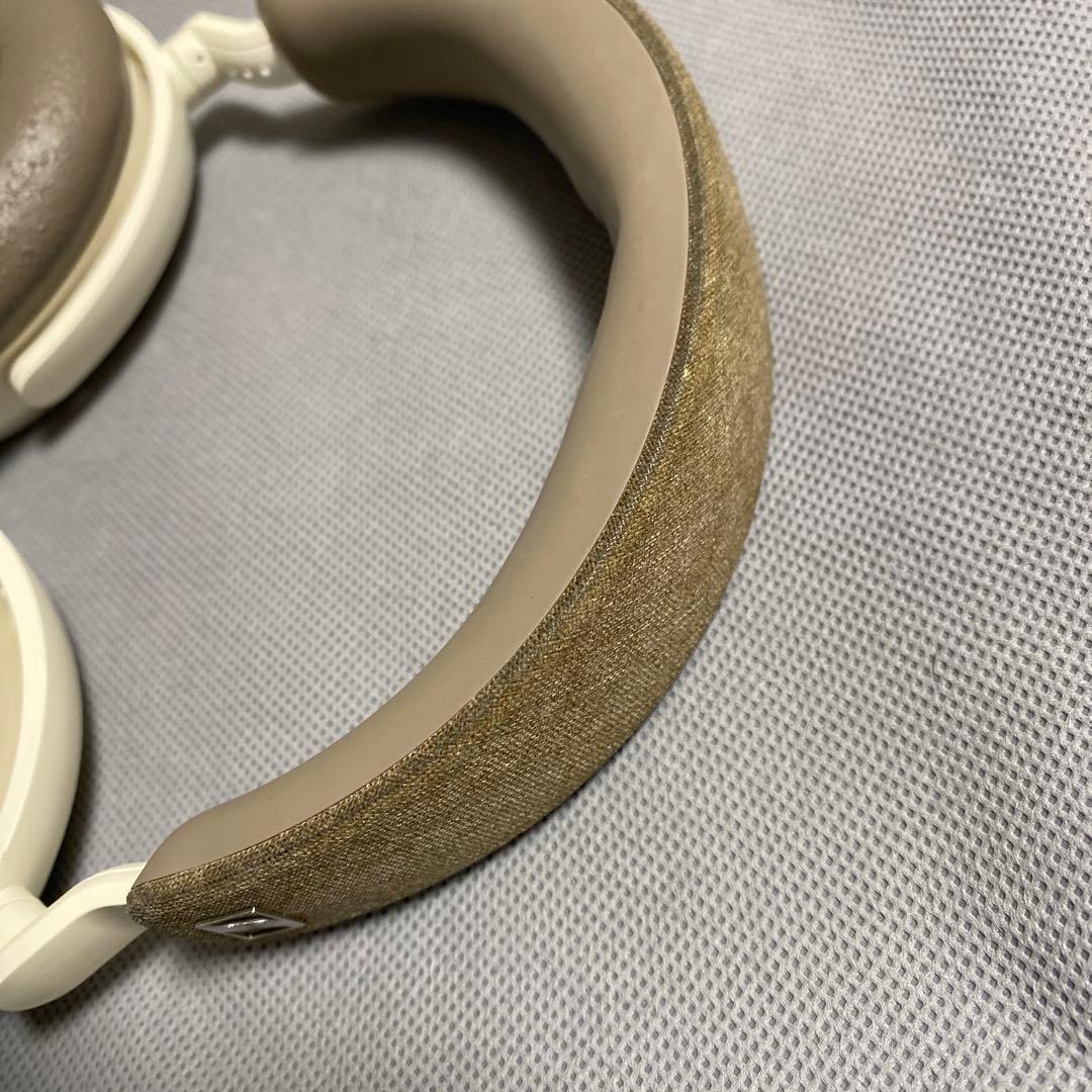 ゼンハイザー　ワイヤレスヘッドホン MOMENTUM 4 Wireless