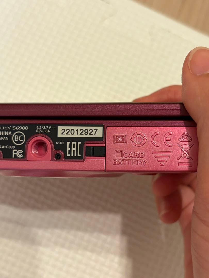 Nikon Coolpix S6900ピンク デジタルカメラ 本体と充電器