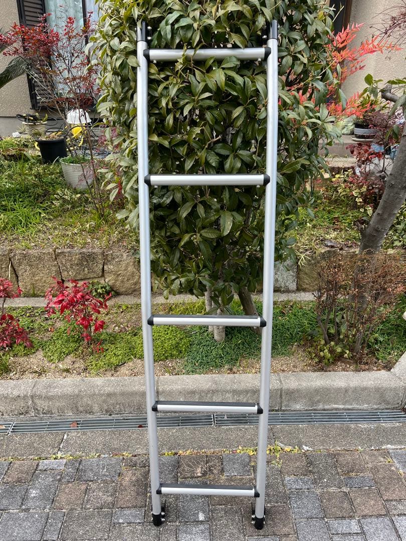 ハイエース　ハイルーフ リアラダー　Rocky