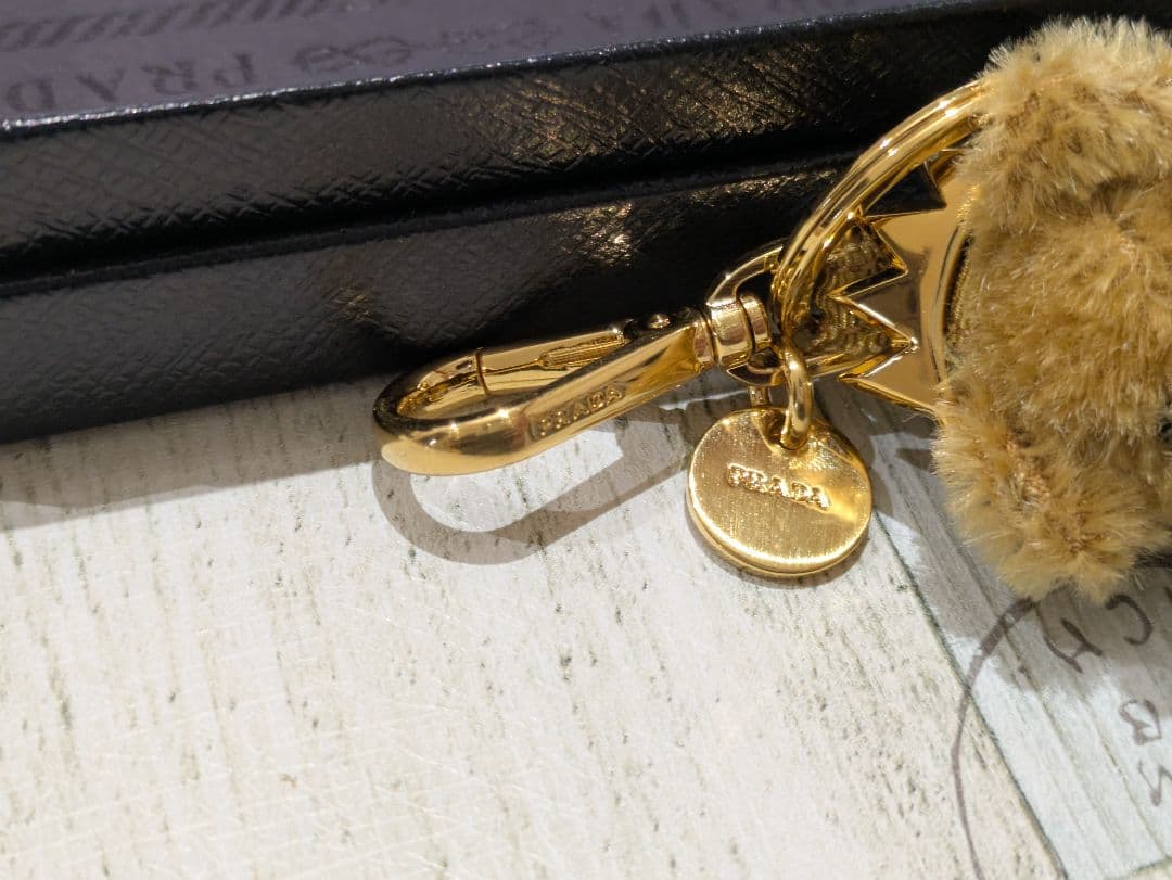 【美品】 プラダ LUCKY STAR Teddy くま バッグチャーム　箱付