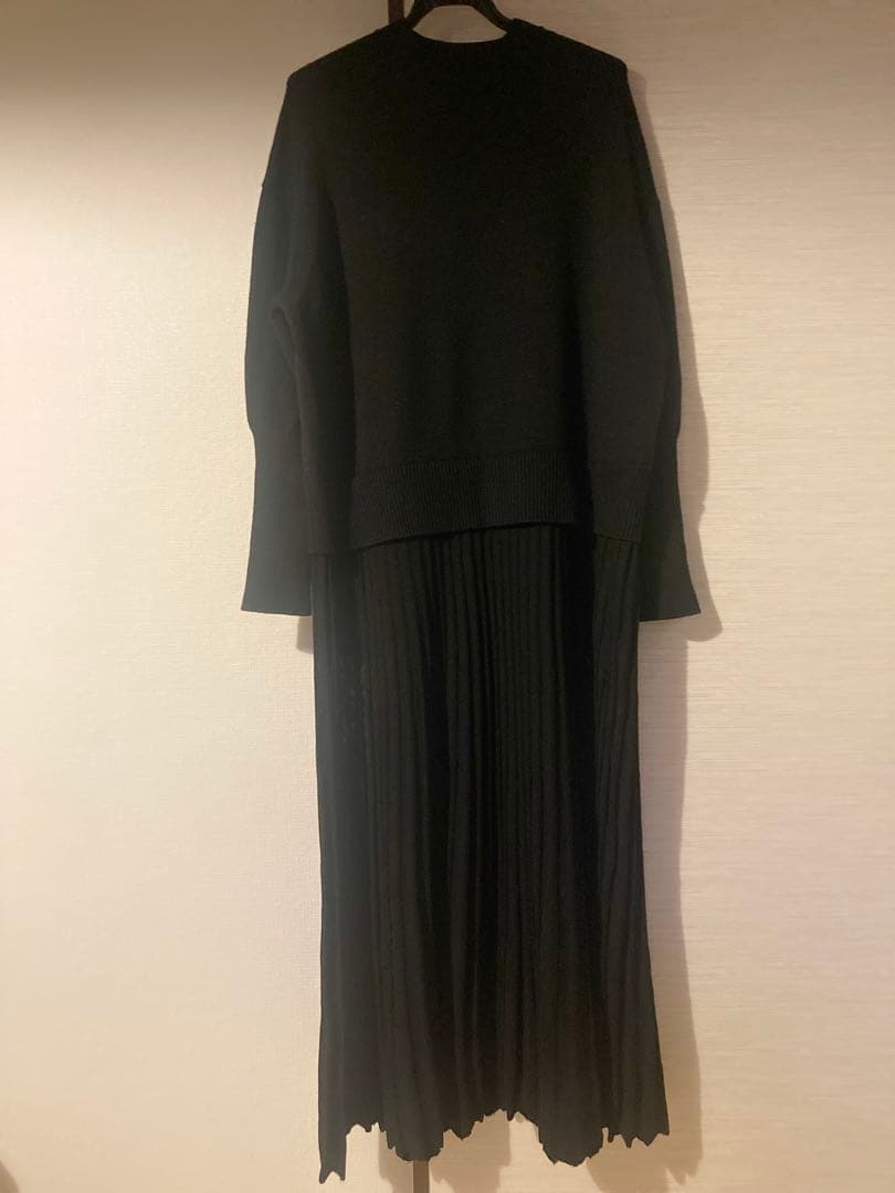 Curensology カレンソロジー　プリーツドッキングワンピース