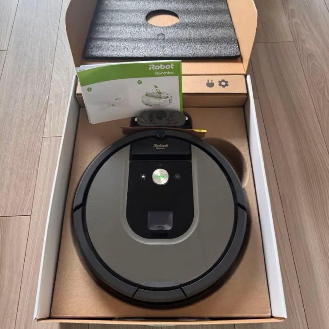 iRobot Roomba 960 ルンバ　本体 充電ドック付き