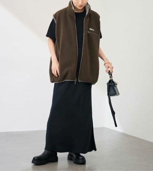 【新品未使用】FROSTLINE FRAMeWORK別注リバーシブルベスト