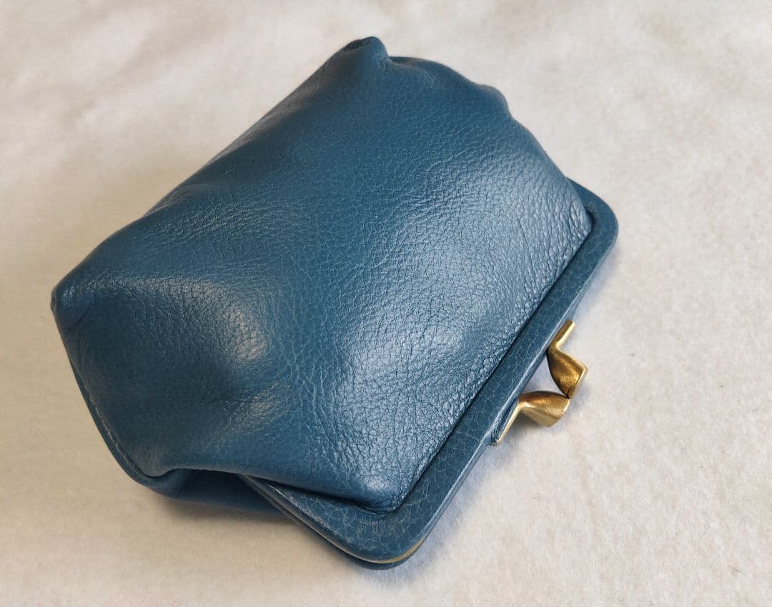 ＊pocopoco＊ 新品 イルビゾンテ がま口 ケース 小銭入れ