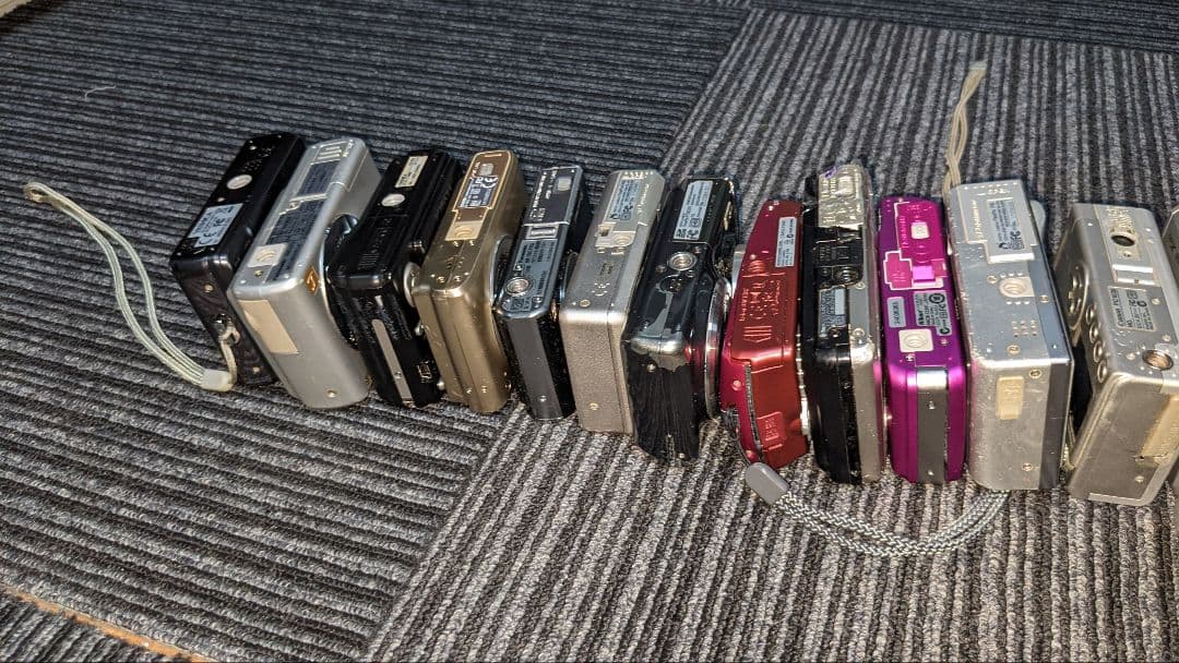 カメラ Nikon Panasonic Fujifilm cannon 20台