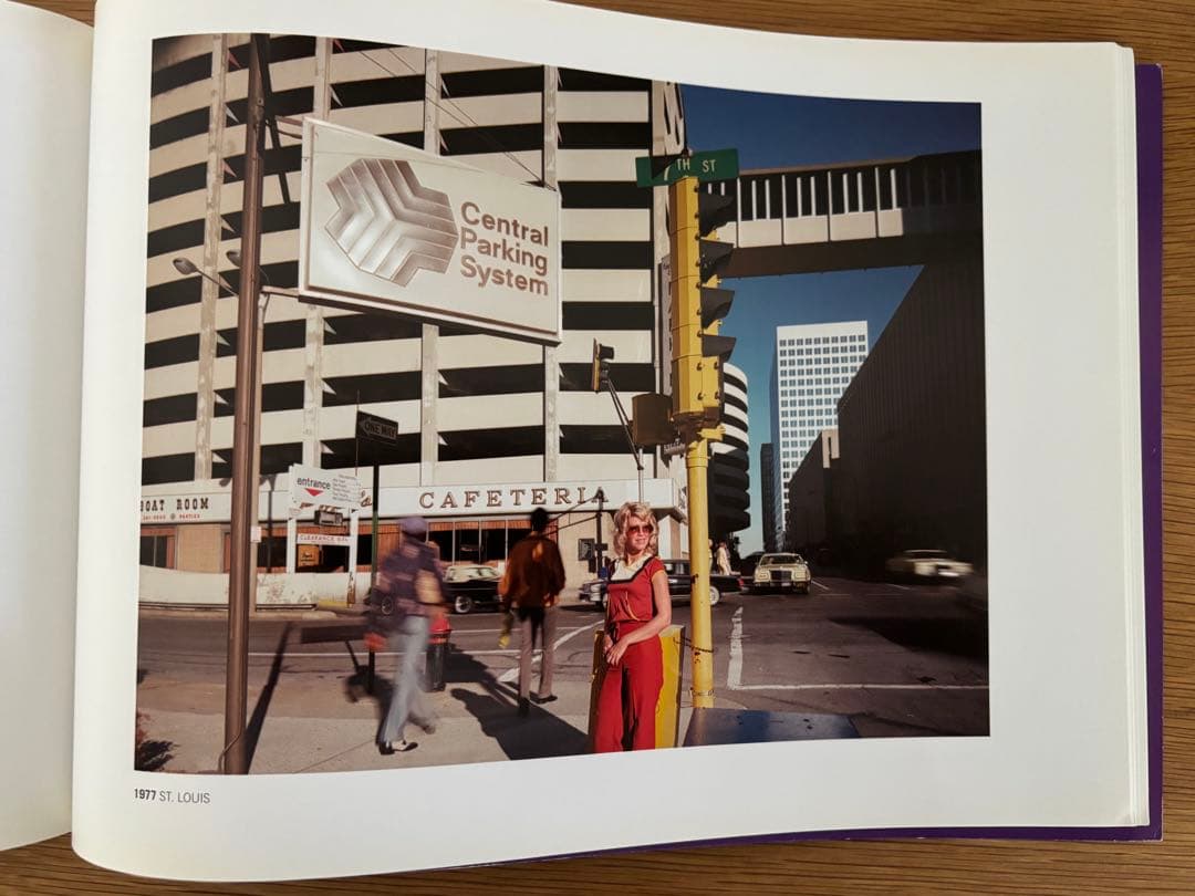 JOEL MEYEROWITZ 『OUT OF THE ORDINARY 』