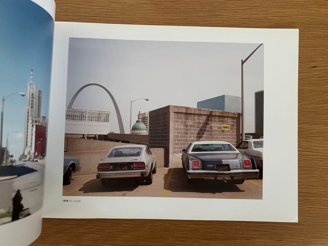 JOEL MEYEROWITZ 『OUT OF THE ORDINARY 』