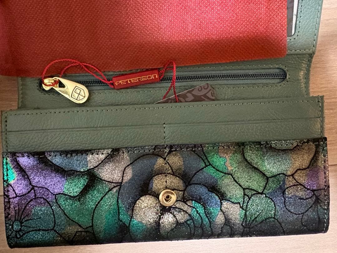 PETERSON 多色花柄 レザー長財布 箱付き　光沢　緑系　欧州　ピーターソン