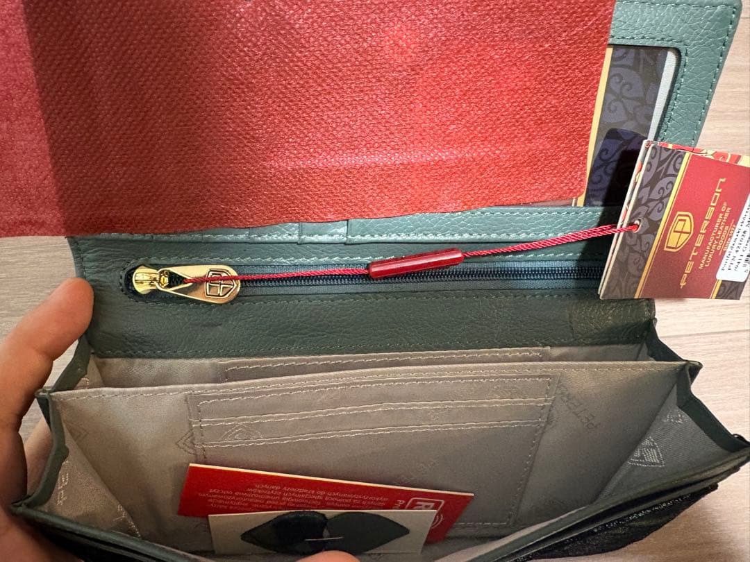 PETERSON 多色花柄 レザー長財布 箱付き　光沢　緑系　欧州　ピーターソン