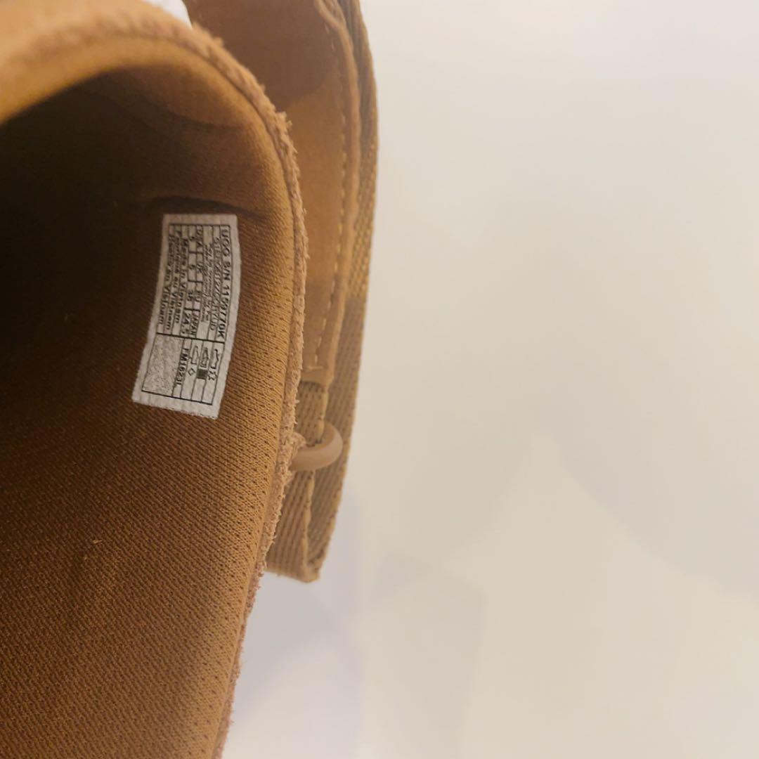 定価以下！　UGG アグ　24.5　スライド サンダル　新品　スリッポン