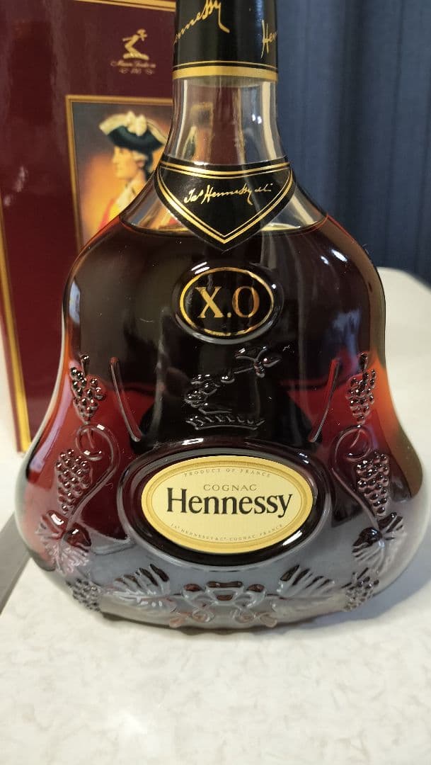 Hennessy XO Cognac 箱入り