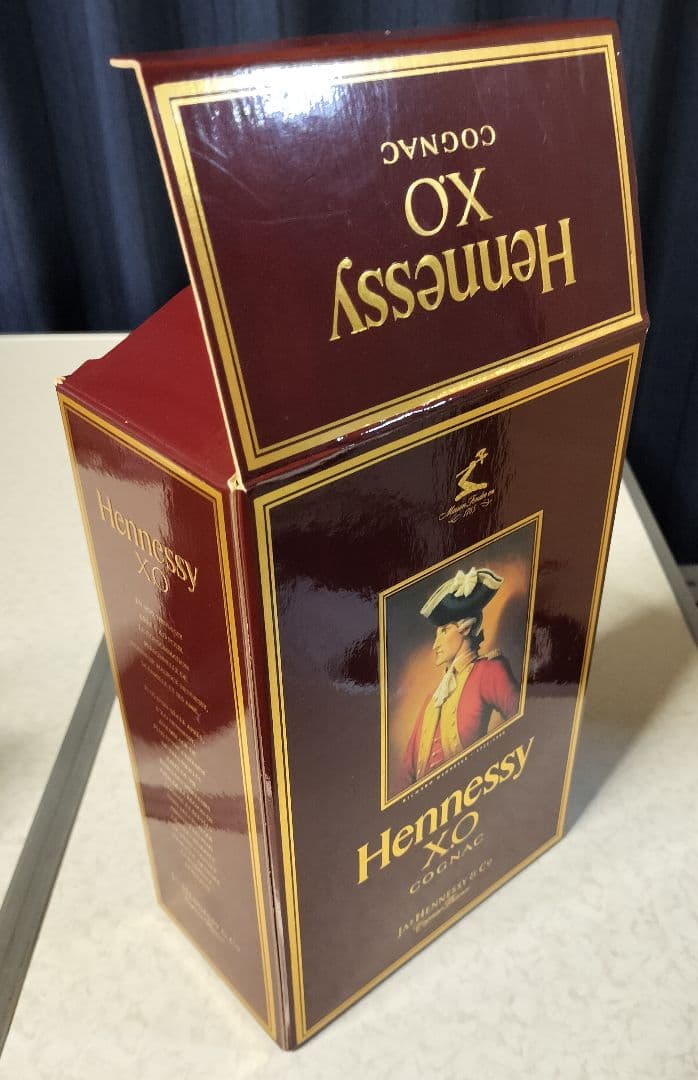 Hennessy XO Cognac 箱入り