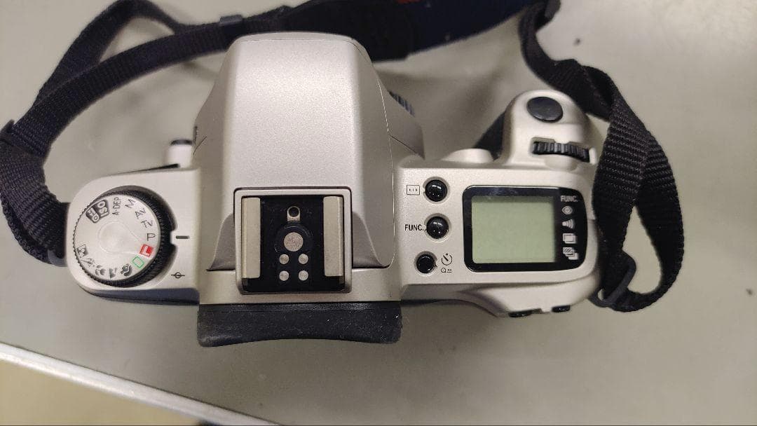 フィルムカメラ 動作未確認ジャンク扱 canon EOS Kiss +望遠レンズ