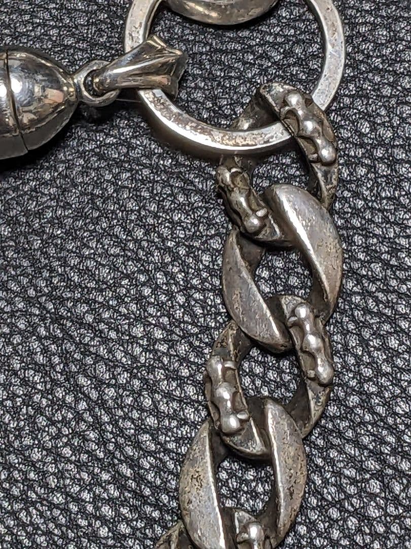 専用　シルバー925　ウォレットチェーン ネジ式チャーム護符入付き　ノーブランド