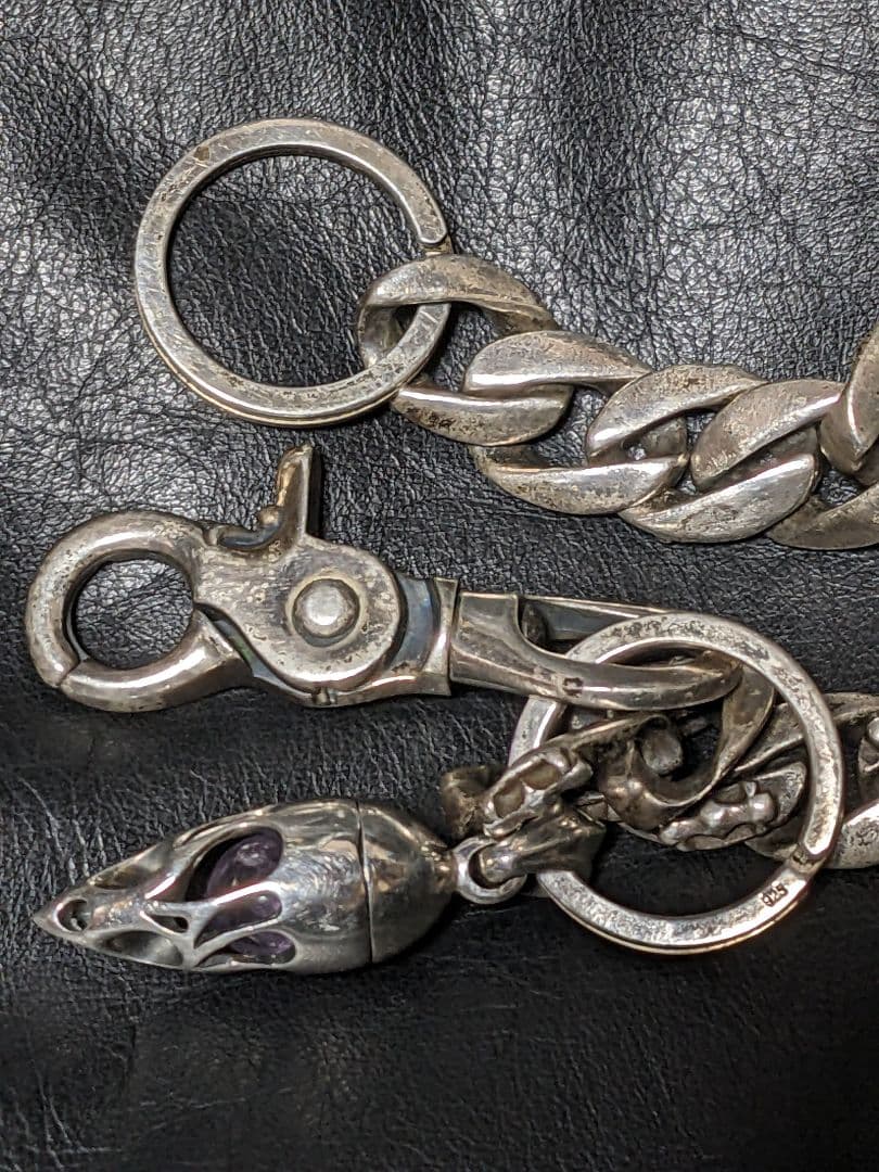 専用　シルバー925　ウォレットチェーン ネジ式チャーム護符入付き　ノーブランド