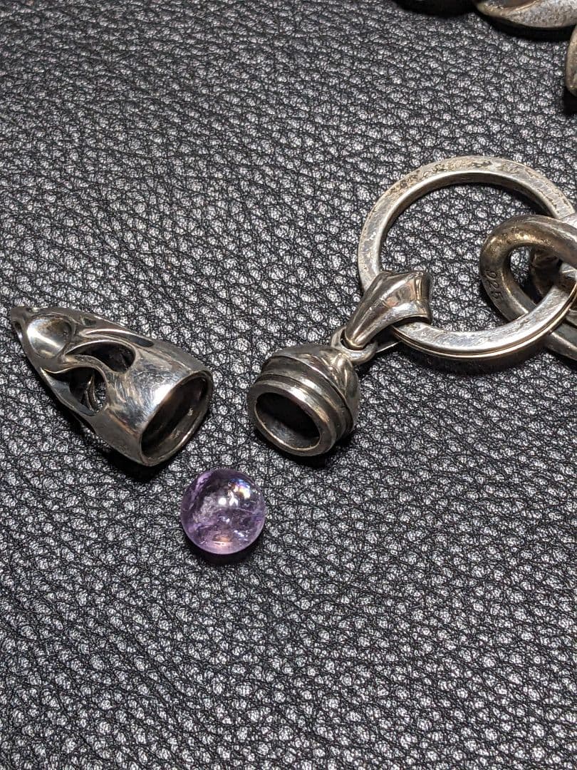 専用　シルバー925　ウォレットチェーン ネジ式チャーム護符入付き　ノーブランド