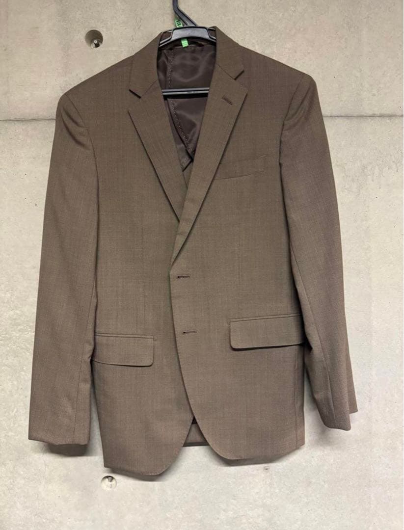 suitscompany ベージュセットアップスーツ　前撮り　ウェディングフォト