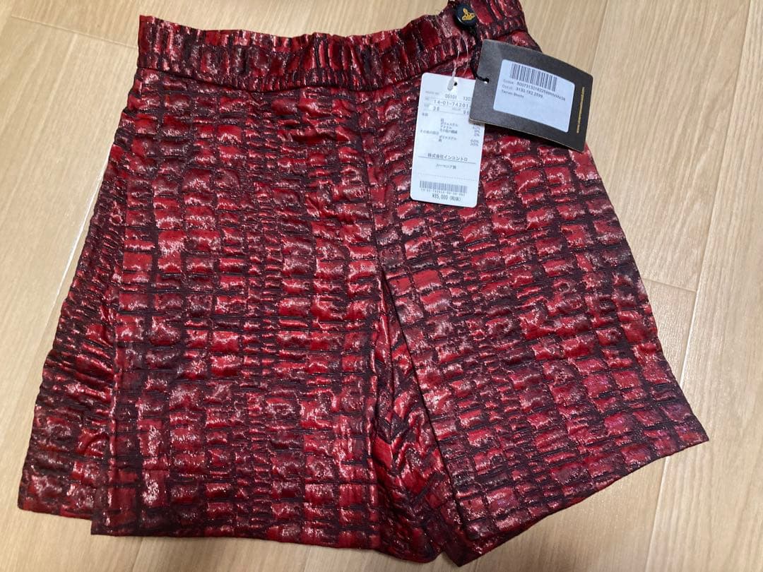 新品未使用Vivienne Westwood ショートパンツ クロコダイル風
