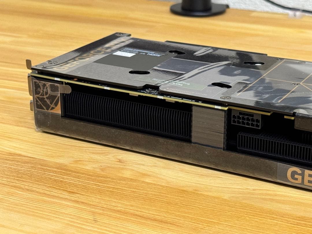 ASUS ProArt RTX 4070 SUPER 12GB ほぼ未使用