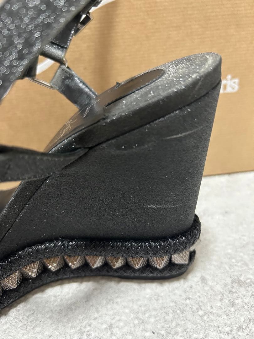 Christian Louboutin ブラック サンダル