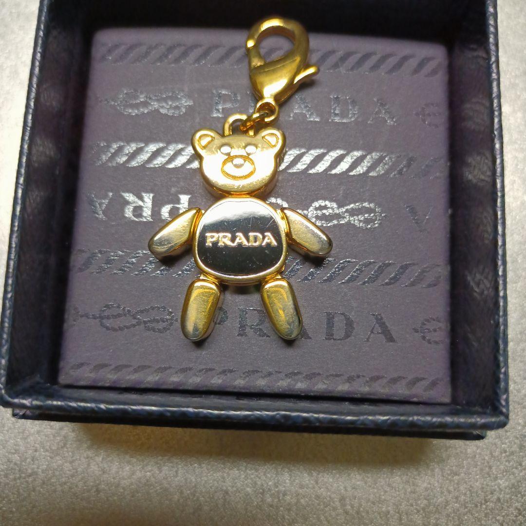 PRADA クマ型チャーム ゴールド
