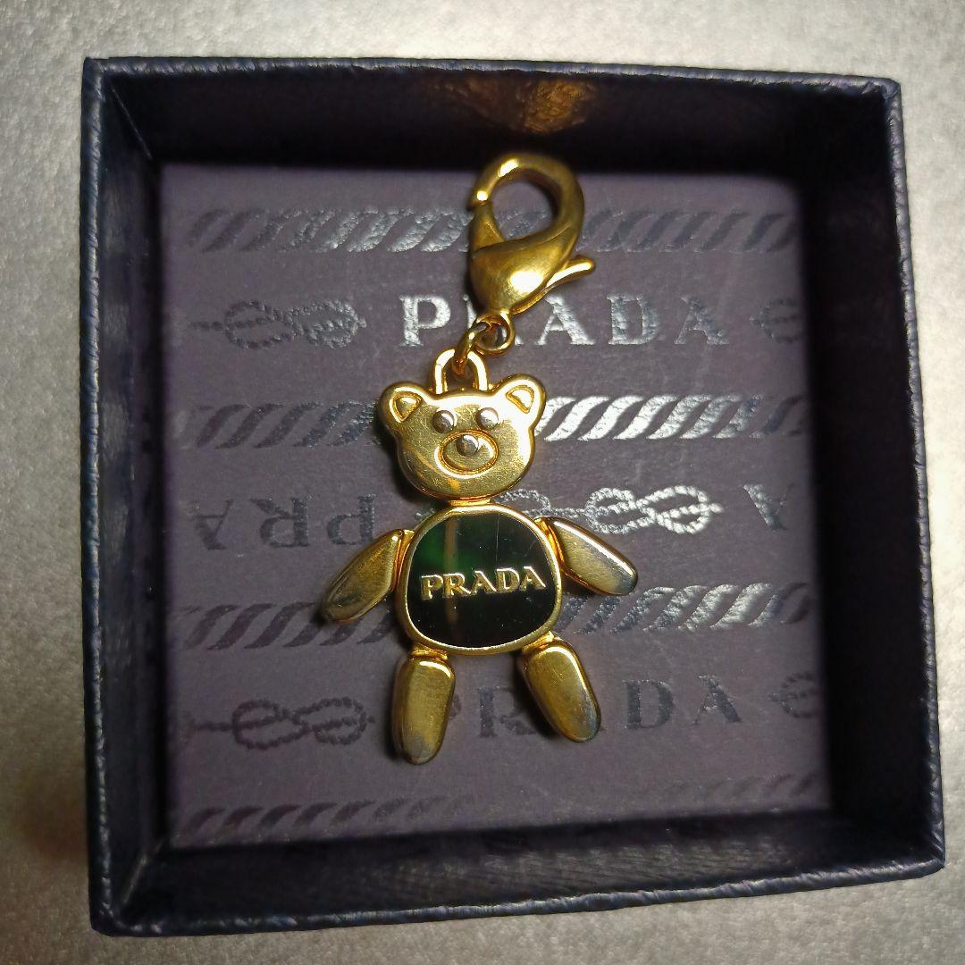 PRADA クマ型チャーム ゴールド