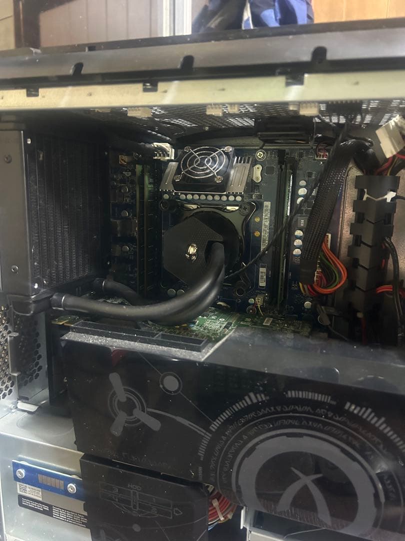 デスクトップ　Dell Alien