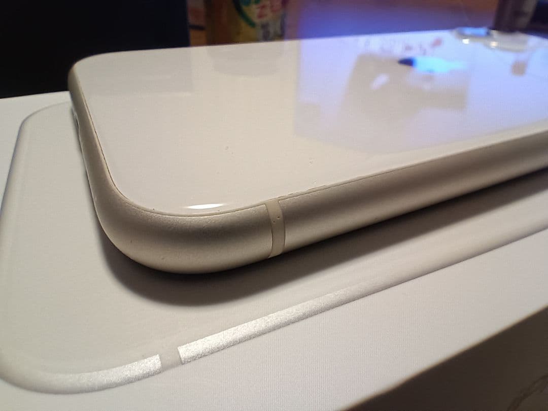 Apple iPhone11 ホワイト 64GB 美品