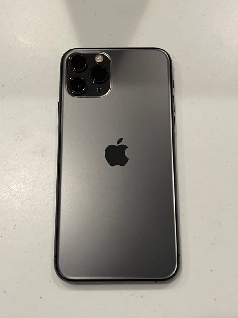 Apple iPhone 11 Pro スペースグレー 本体　SIMフリー