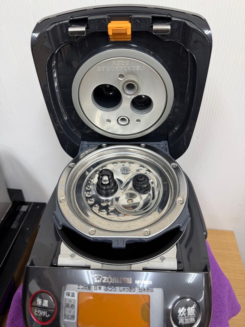 ZOJIRUSHI 象印 圧力IH炊飯器NP-RN05 0.5/3合2024年製