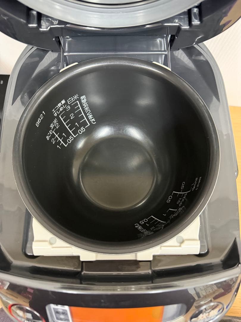 ZOJIRUSHI 象印 圧力IH炊飯器NP-RN05 0.5/3合2024年製