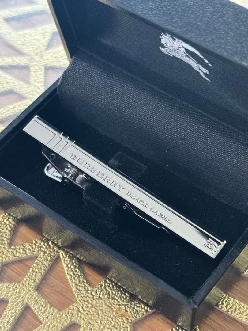 BURBERRY BLACK LABEL ネクタイピン