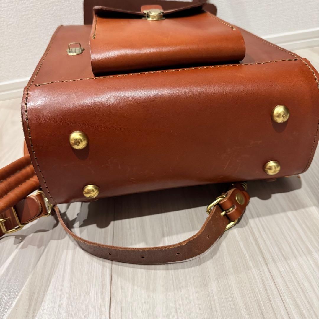 美品 HERZ ヘルツ ガロンリュック（R-100）キャメル