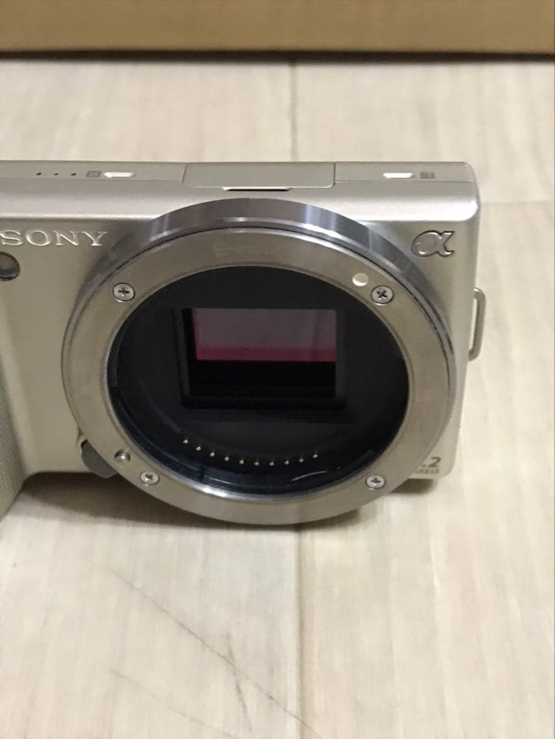 ソニー　NEX 5 ボディ　ゴールド　動作良好