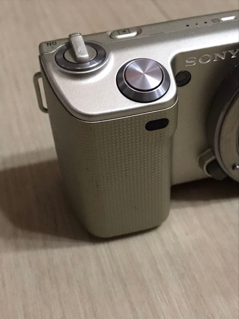 ソニー　NEX 5 ボディ　ゴールド　動作良好