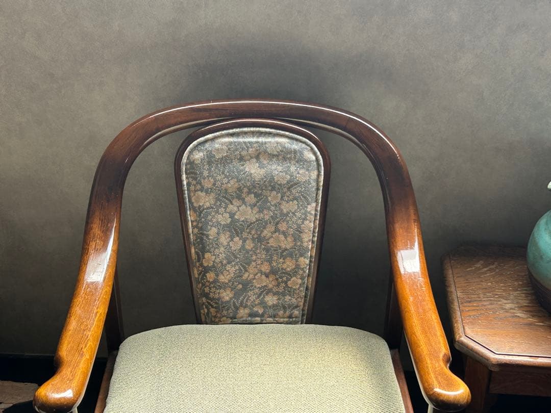 リメイク品　尾州生地　ホワイト座面　カリモク　コロニアル　アームソファ　Yn